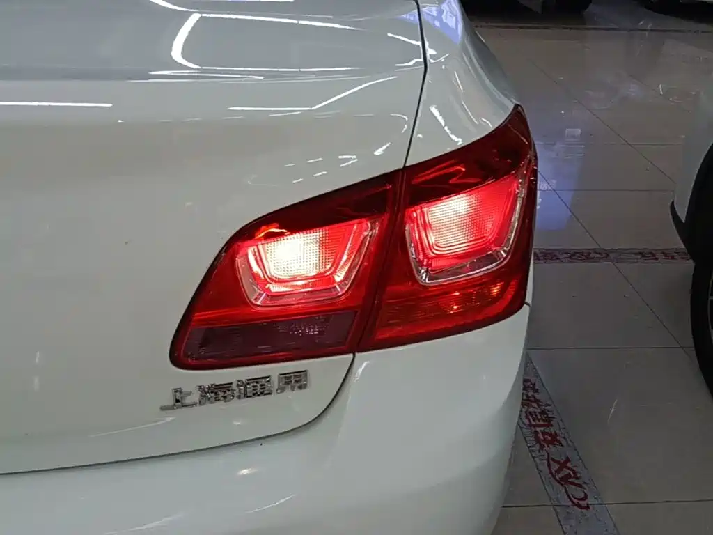 Chevrolet Cruze — миниатюра 8