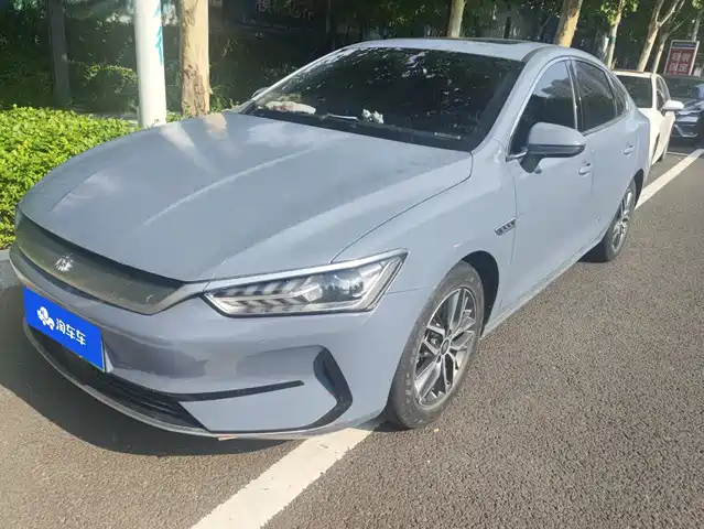 2022 BYD Qin