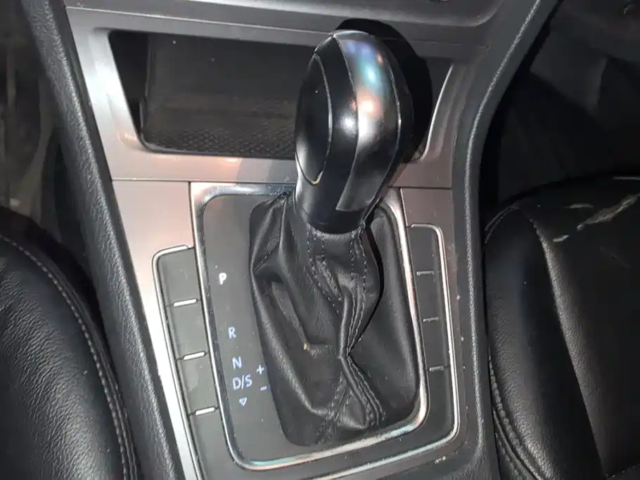 Volkswagen Golf — миниатюра 16