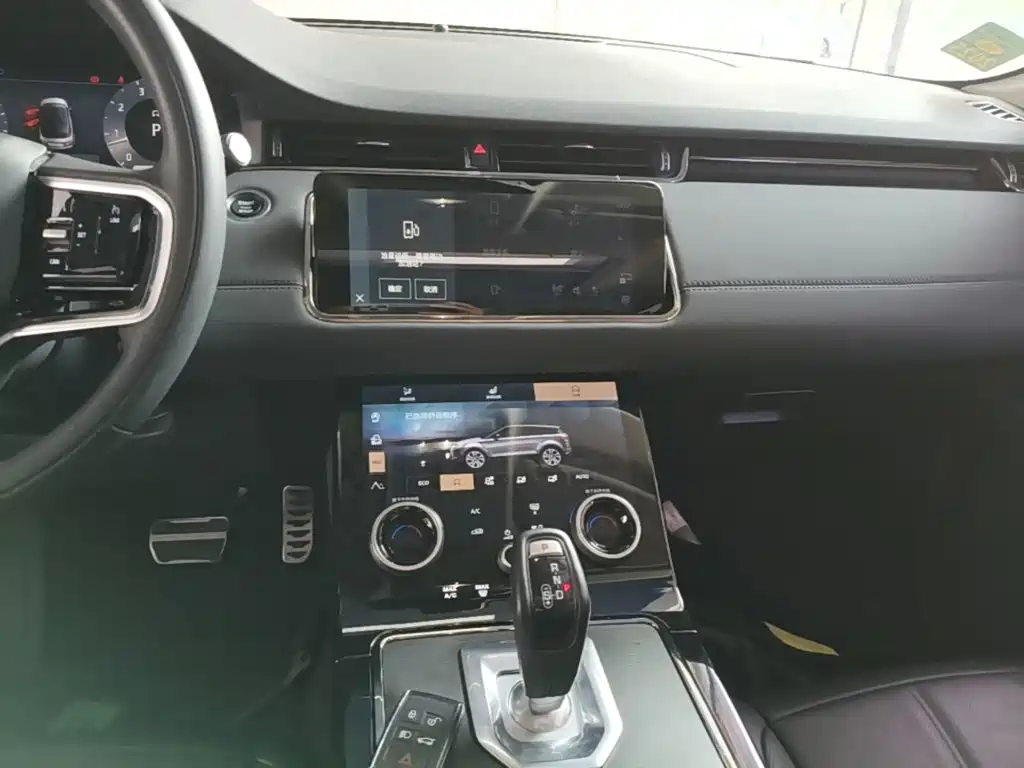 Land Rover Evoque — миниатюра 13