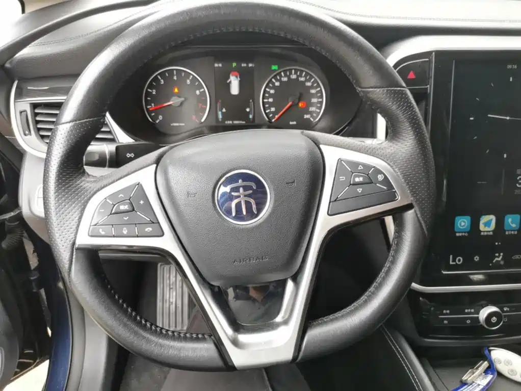 BYD MAX — миниатюра 11