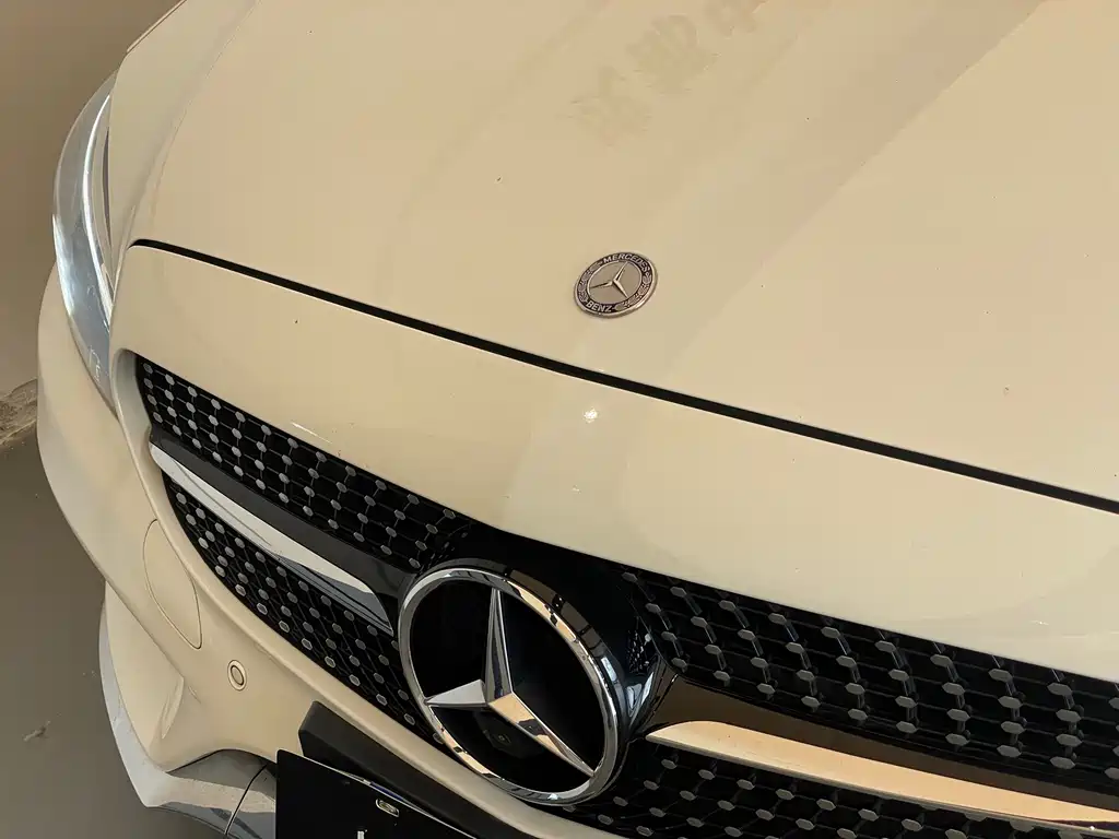Mercedes-Benz C-Class — миниатюра 3