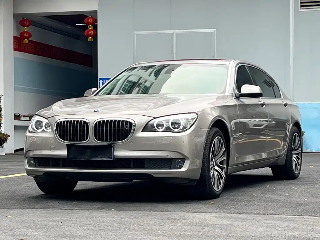Купить BMW 7 Series