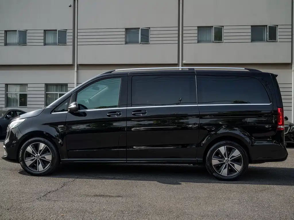 Mercedes-Benz V-Class V 2022 V 260 Luxury