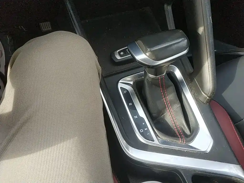 Geely Vision X3 — миниатюра 14