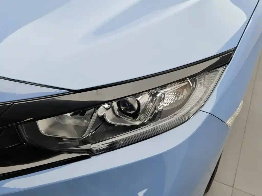 Honda Civic — миниатюра 7