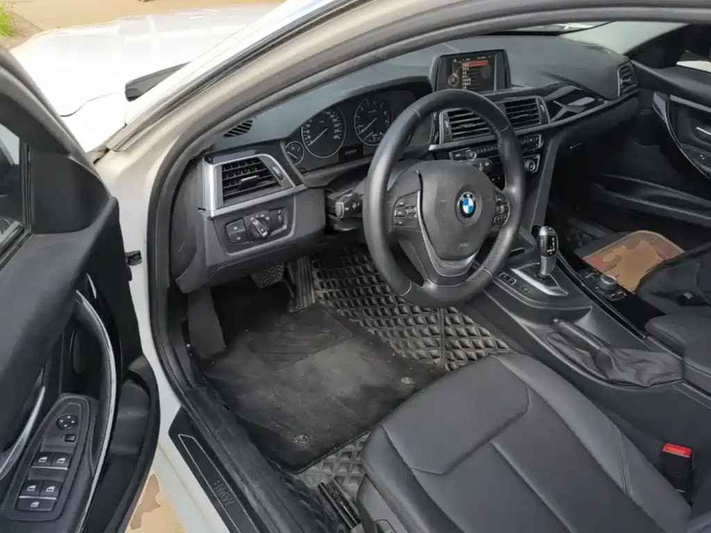BMW 3 Series — миниатюра 16