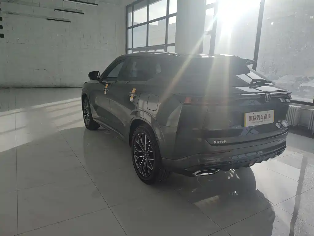 CHANGAN UNI Z NEW ENERGY