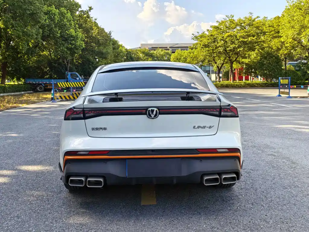 Changan UNI-V — миниатюра 6