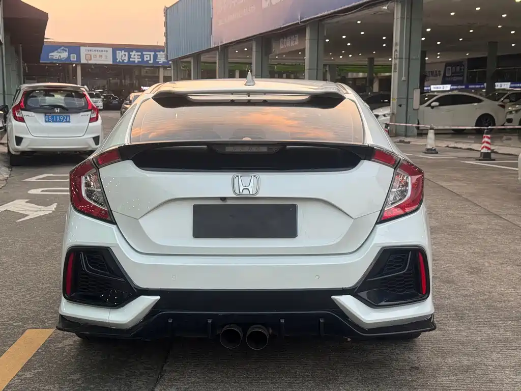 Honda Civic — миниатюра 9