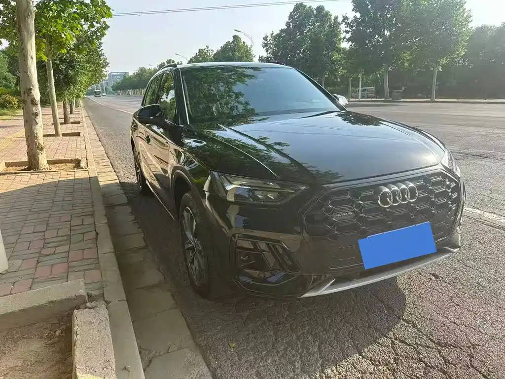 Audi Q5L 2025