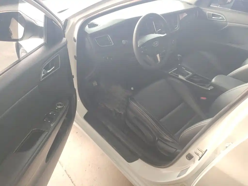 Hyundai Mistra — миниатюра 16