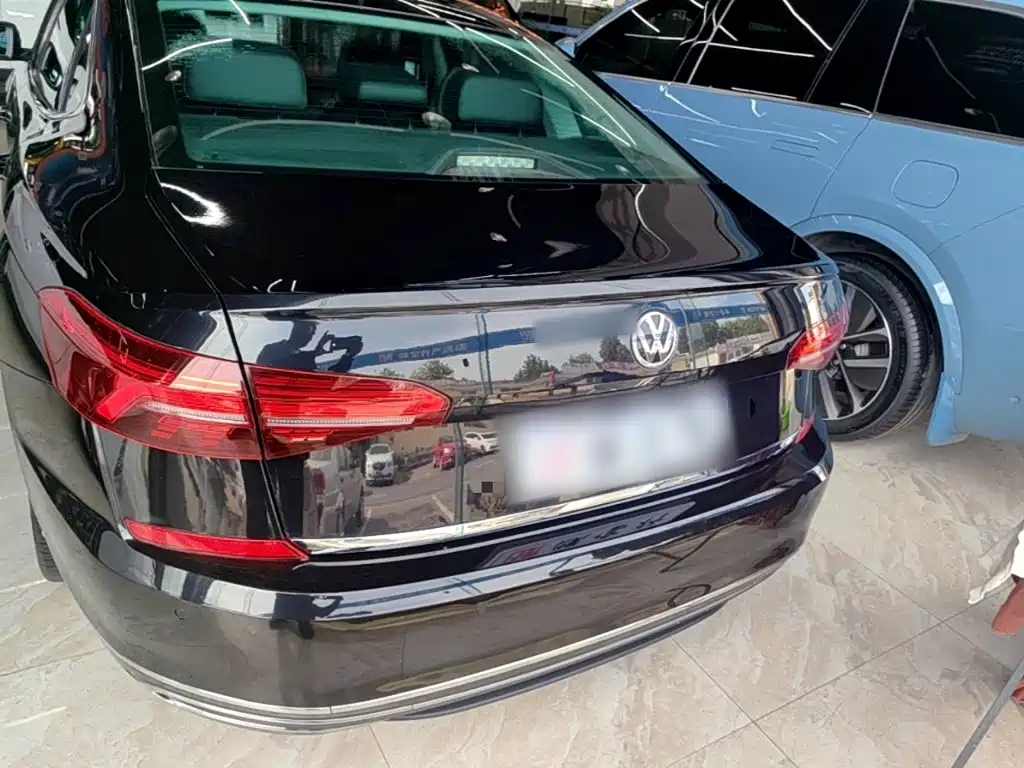 Volkswagen Passat — миниатюра 6