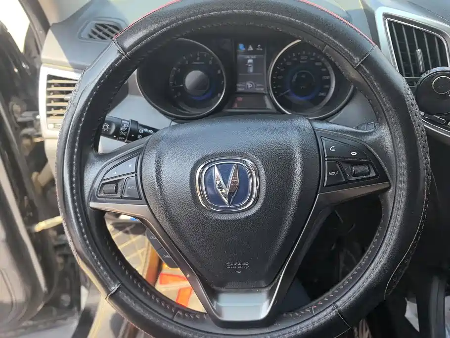 Changan CS75 — миниатюра 15