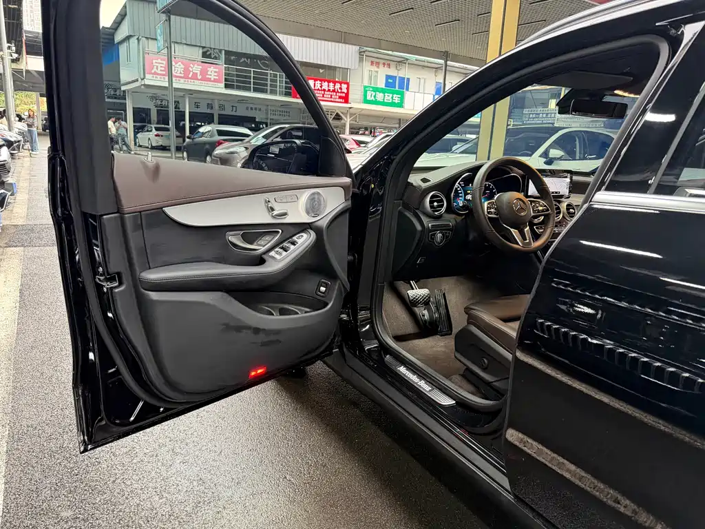Mercedes-Benz GLC — миниатюра 10