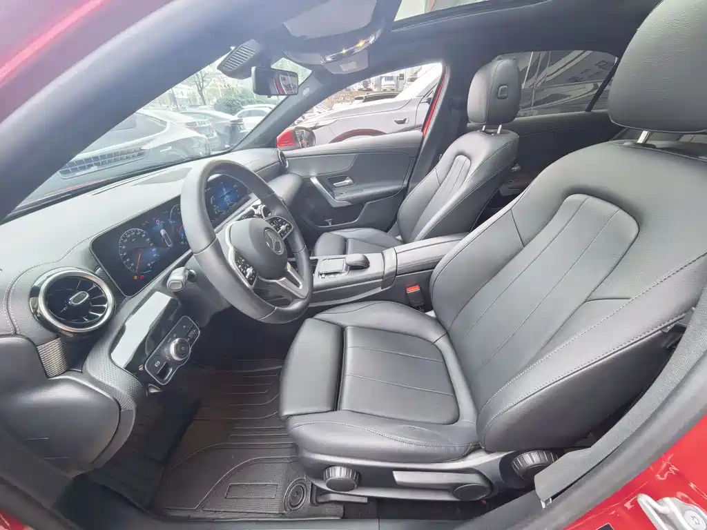 MERCEDES-BENZ A CLASS