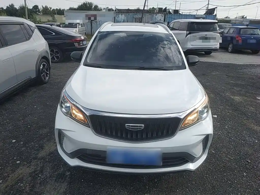 Geely Vision X3 — миниатюра 3