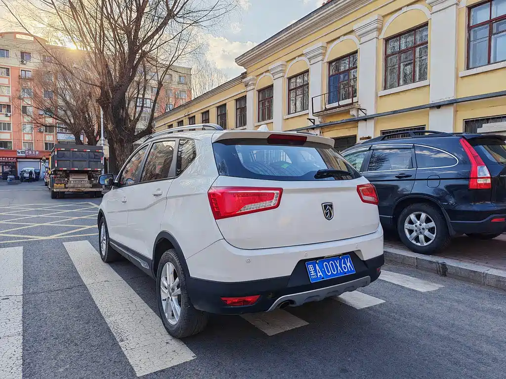 Baojun 560 2016 1.8L MT Comfort