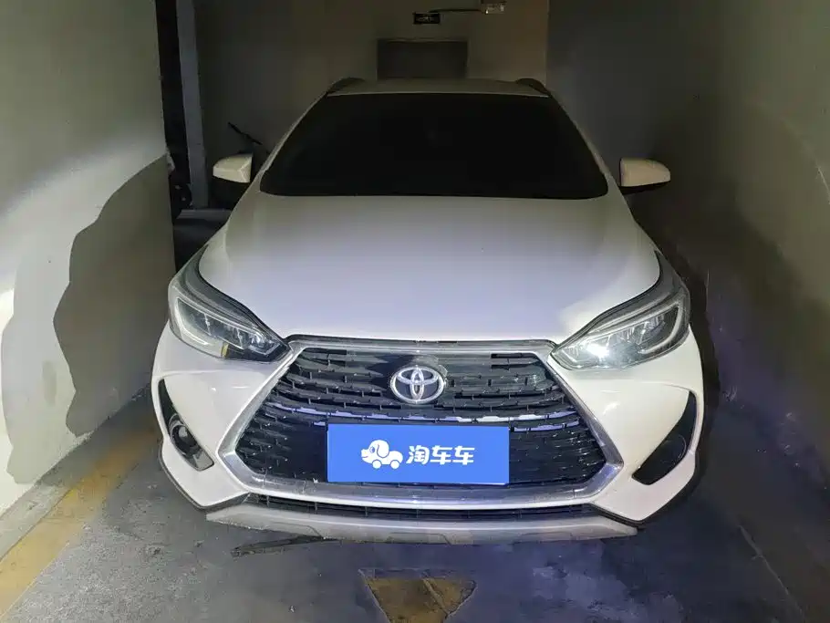 Toyota Yaris L — миниатюра 2