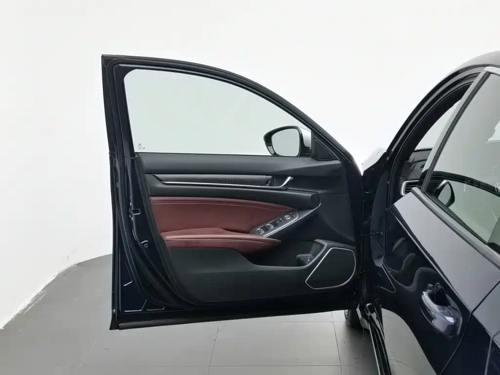 Honda Inspire — миниатюра 8