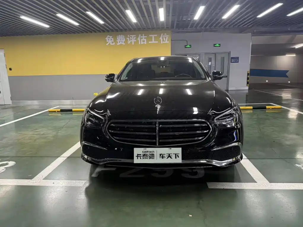 Mercedes-Benz E-Class — миниатюра 3
