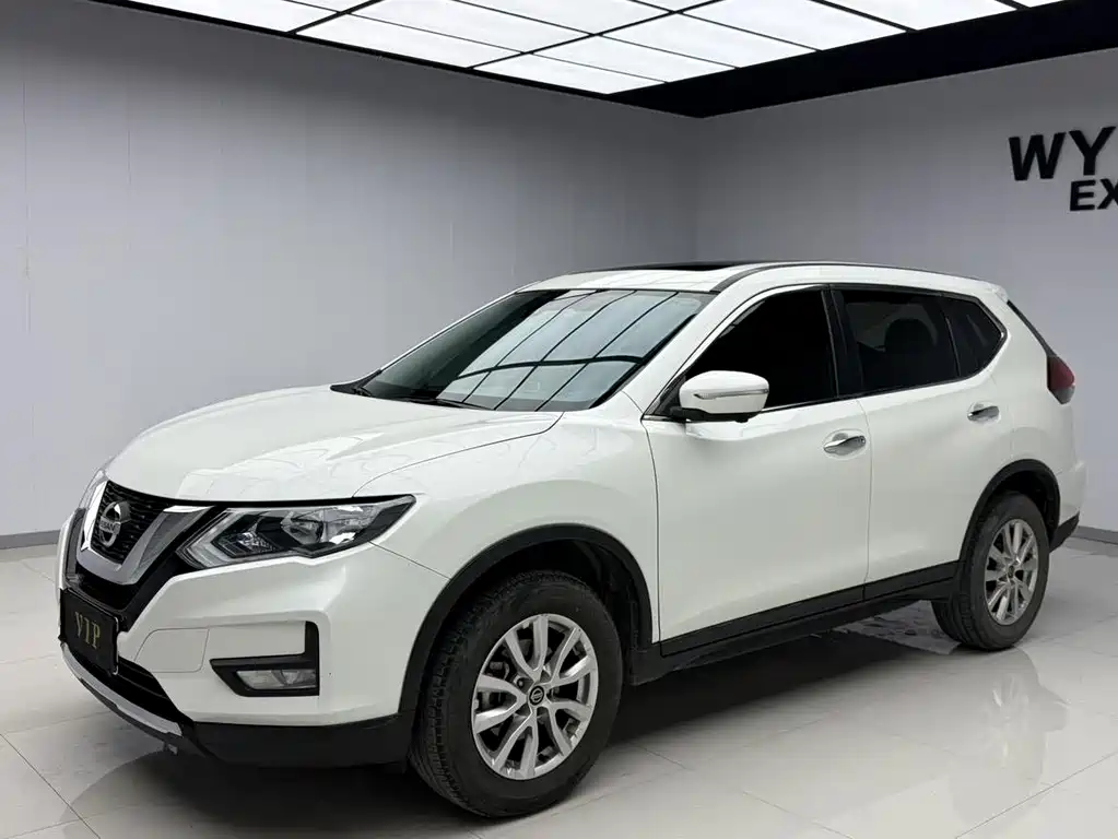 Купить Nissan X-Trail