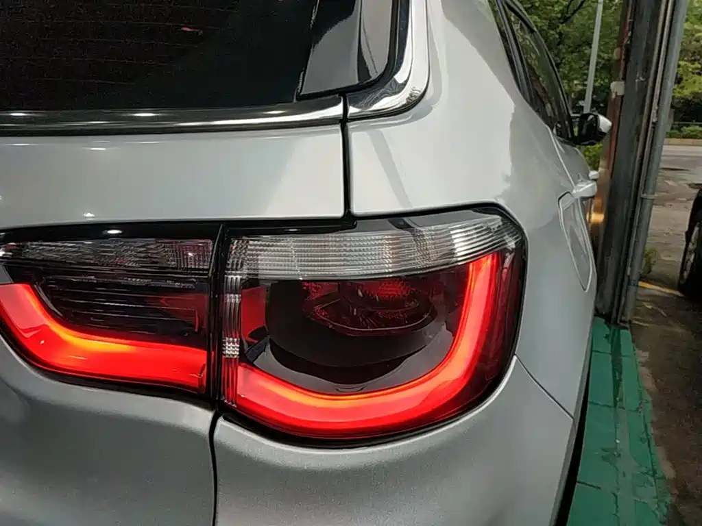 Jeep Compass — миниатюра 8