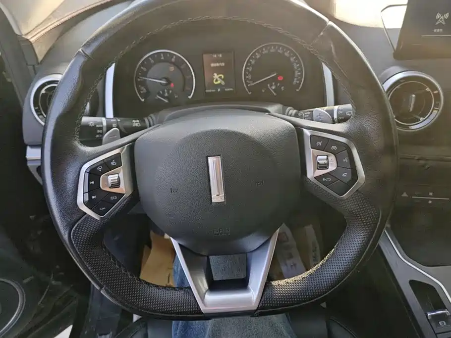 Wey Wey VV5 — миниатюра 15