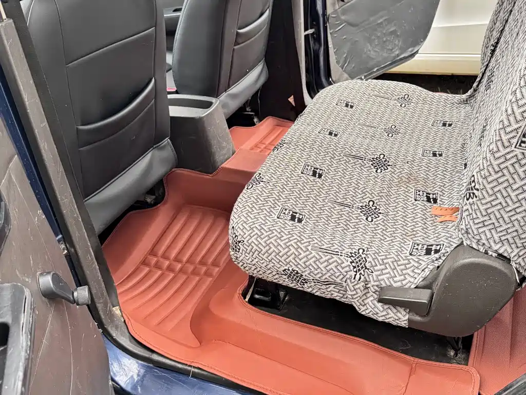 Wuling Hongguang — миниатюра 9