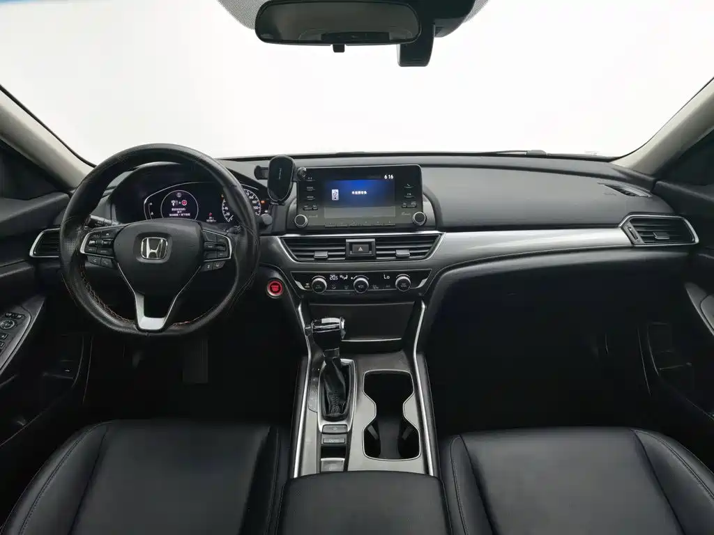 Honda Accord — миниатюра 5