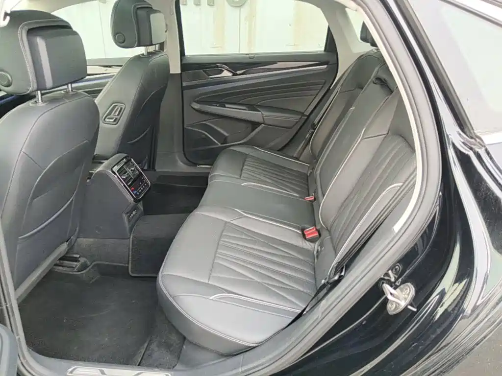 Volkswagen Passat — миниатюра 17