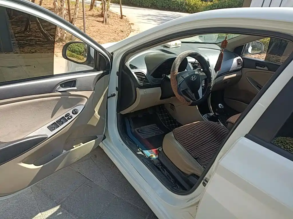 Hyundai Verna — миниатюра 18