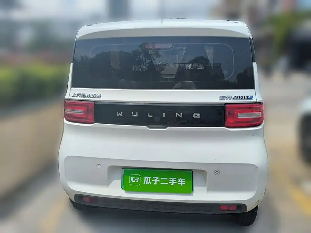 Wuling MINIEV — миниатюра 3