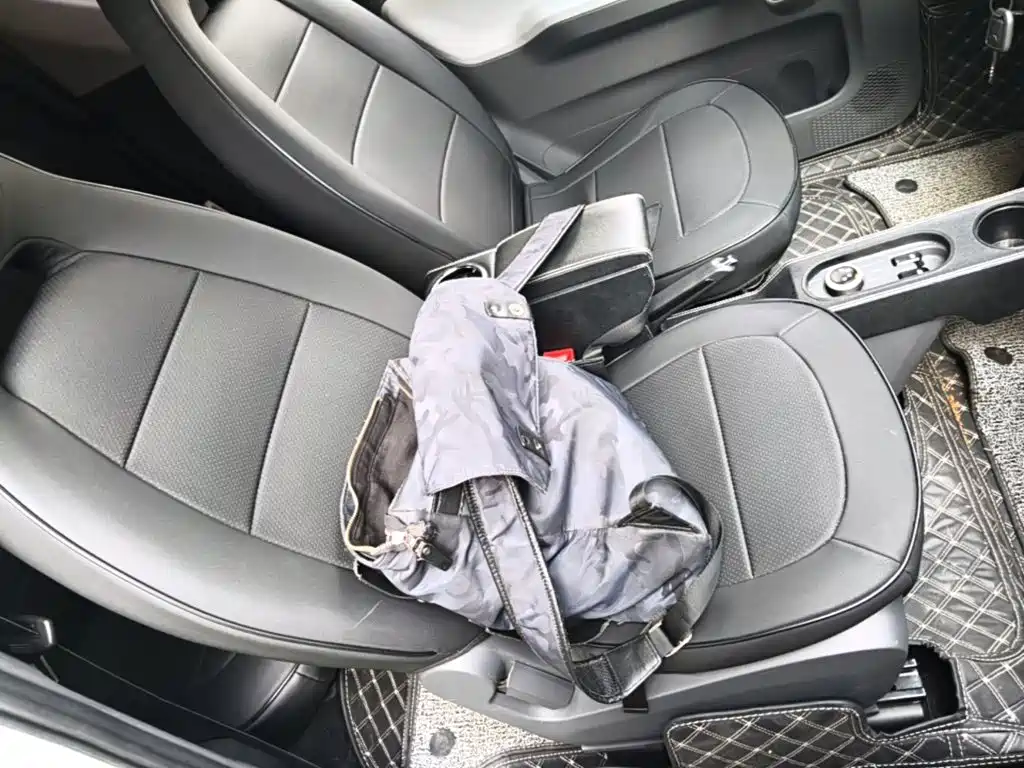 Wuling MINIEV — миниатюра 25