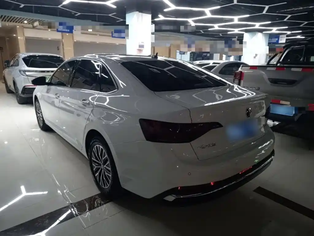 Volkswagen Sagitar — миниатюра 5