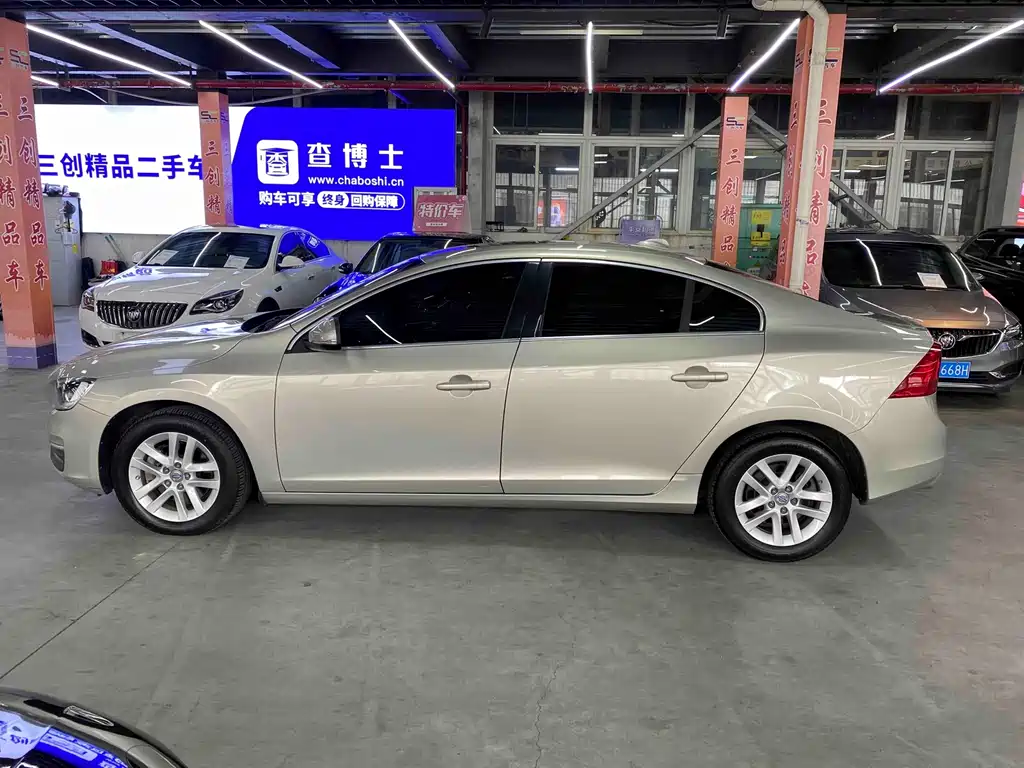 Volvo S60 — миниатюра 8