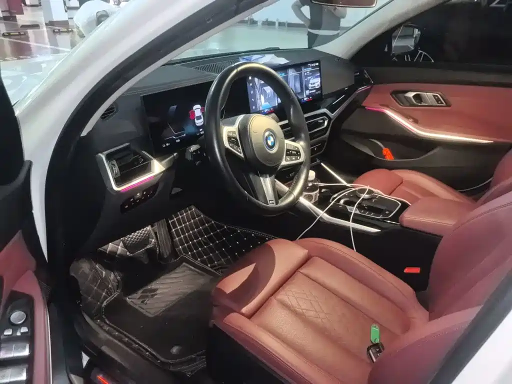 BMW i3 — миниатюра 13