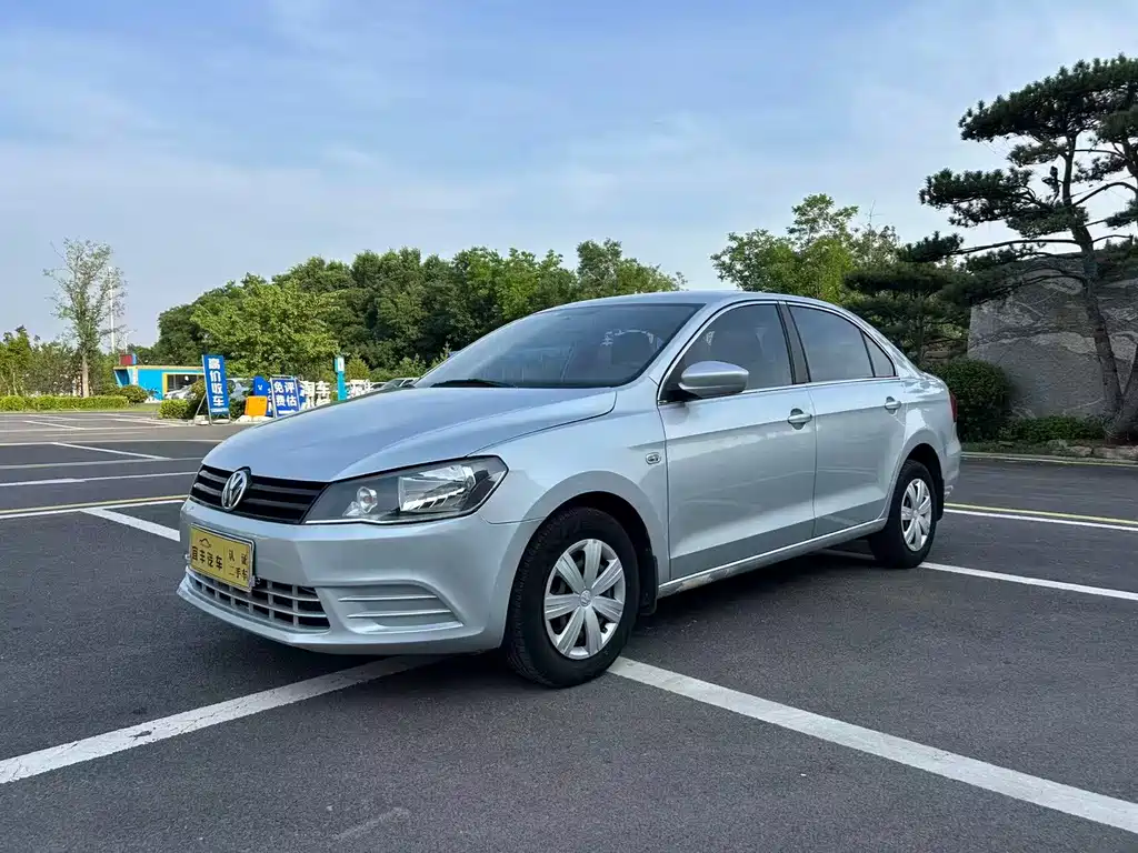 Купить Volkswagen Jetta