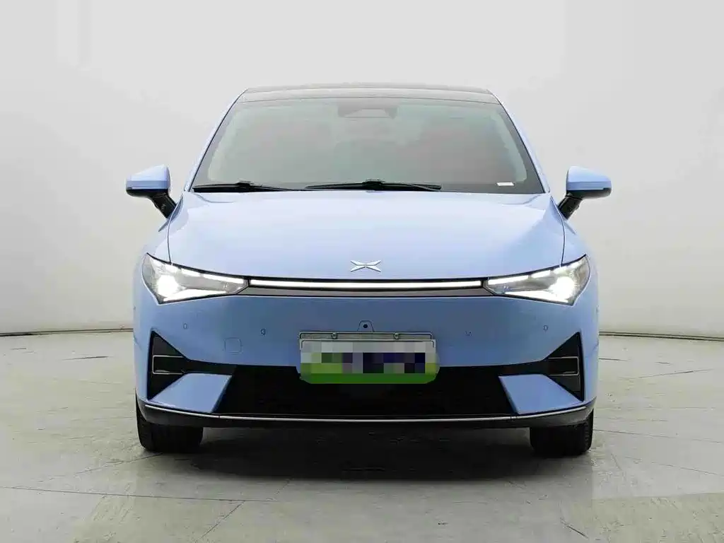 XPeng P5 — миниатюра 2