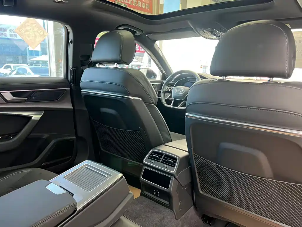 Audi A6L — миниатюра 7