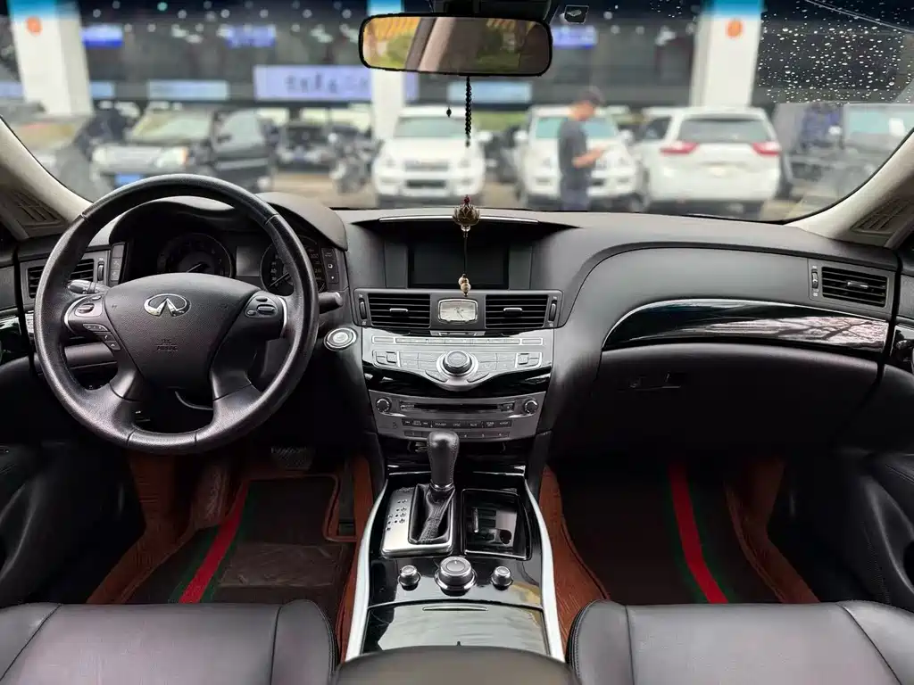 Infiniti Q70 2019 Q70L 2.0T Elite