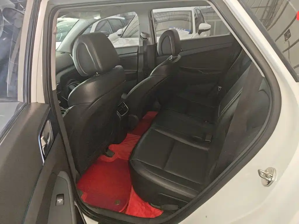 Hyundai Tucson — миниатюра 17