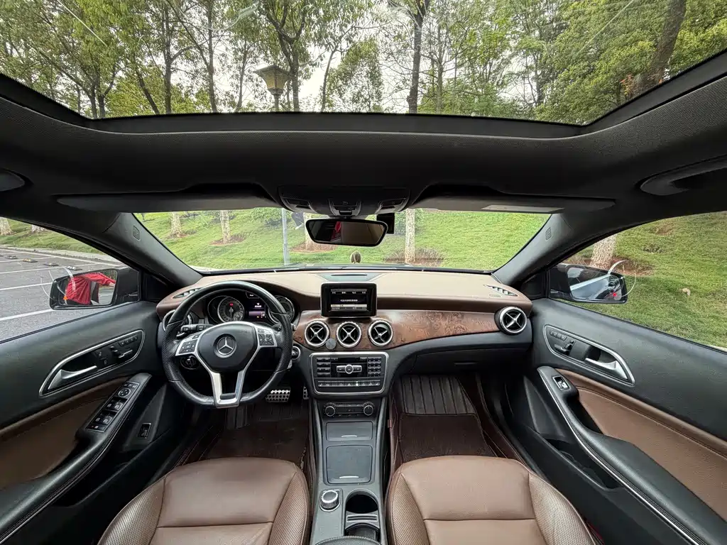 Mercedes-Benz GLA — миниатюра 15