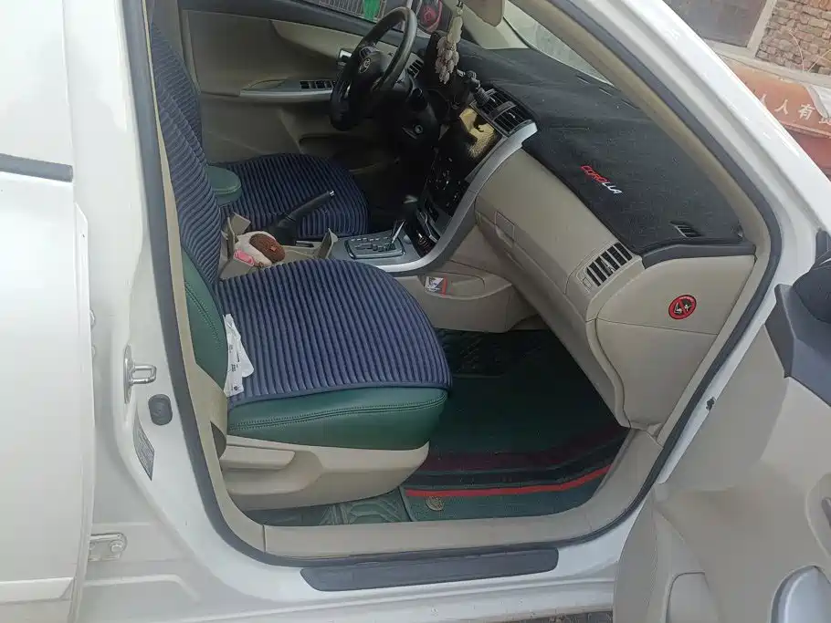 Toyota Corolla 2012 1.6L AT GL