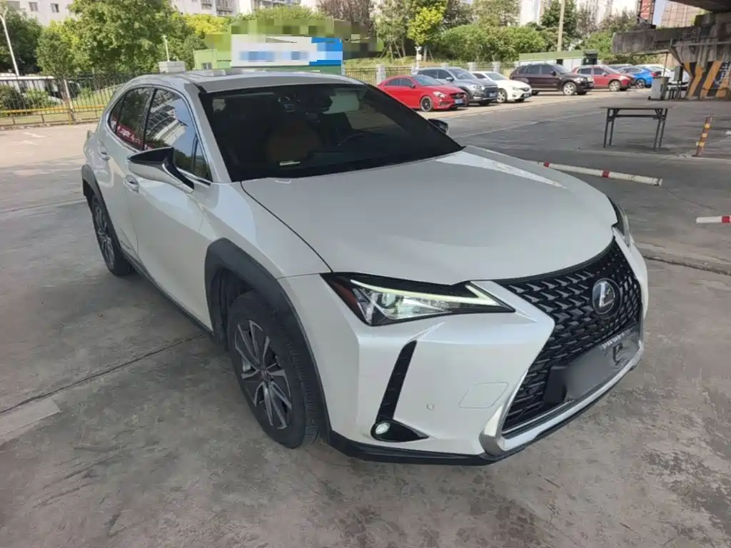 Lexus UX New Energy — миниатюра 4