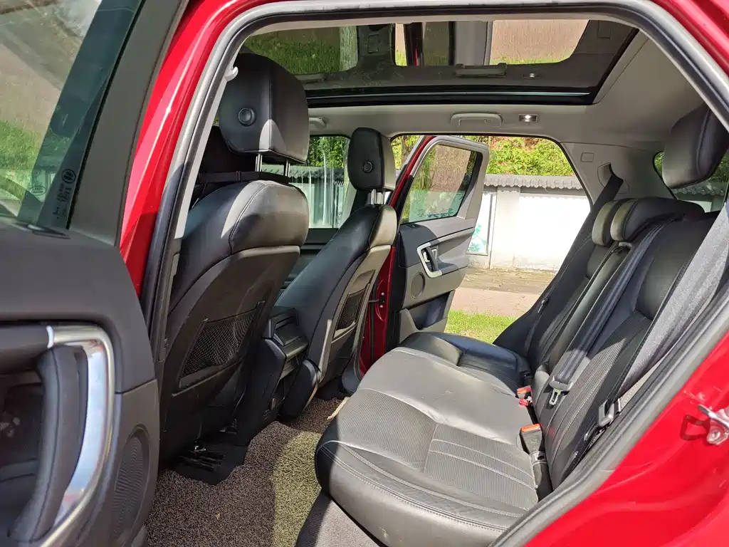 Land Rover Discovery Sport — миниатюра 11