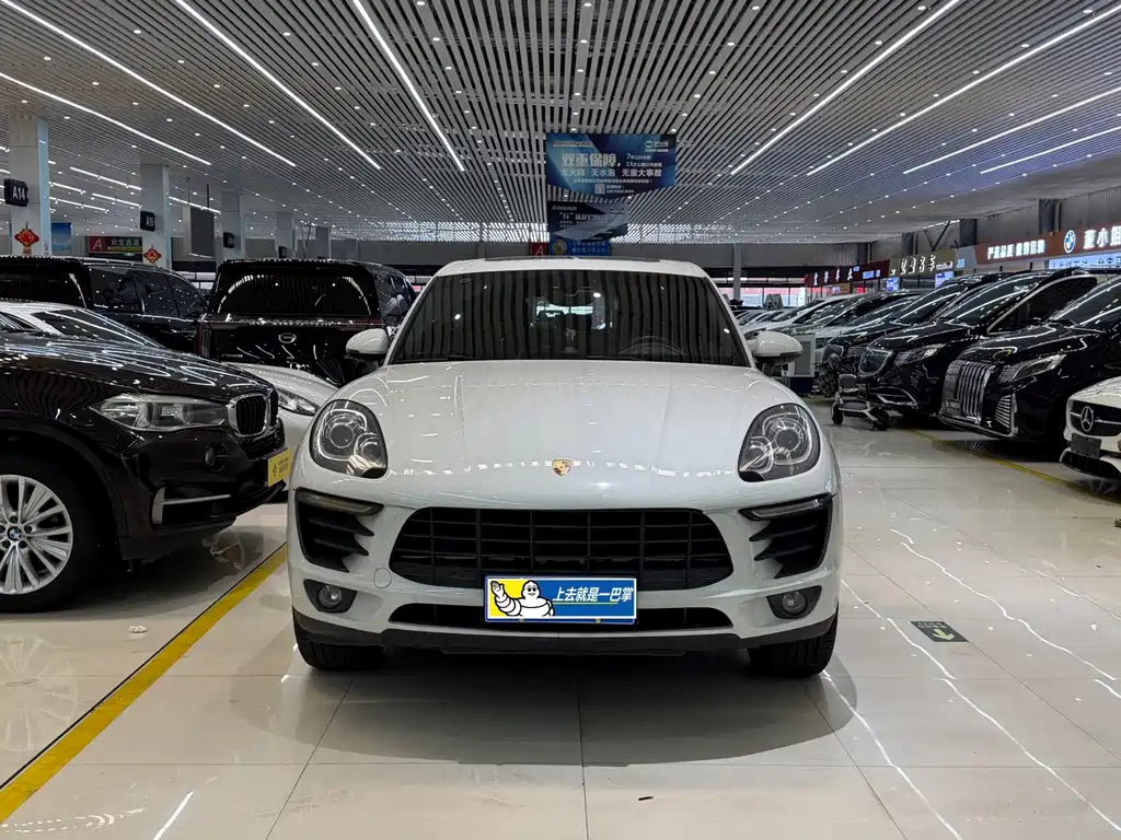 Porsche Macan — миниатюра 2