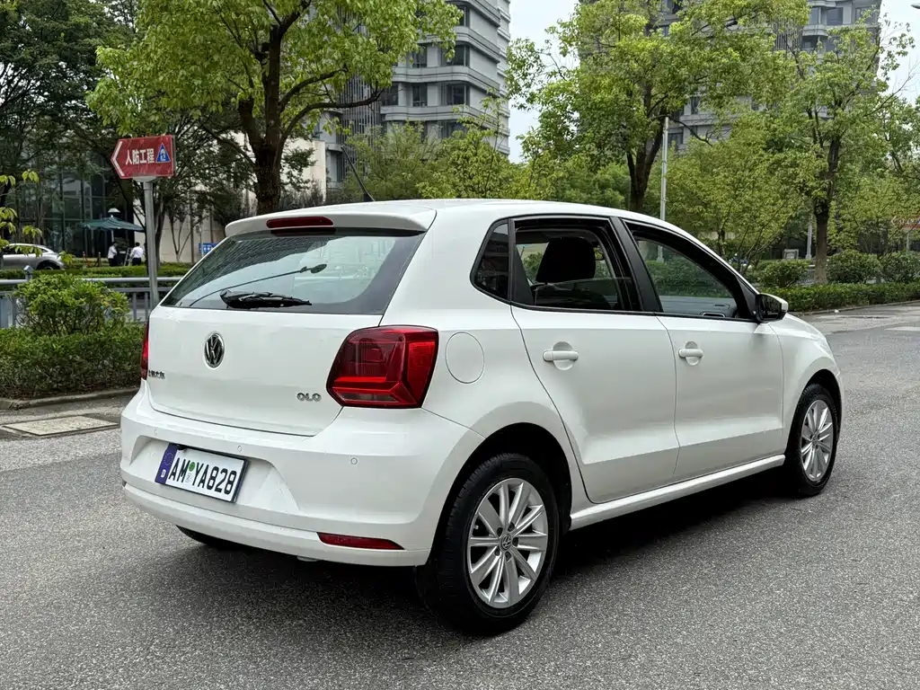 Volkswagen Polo — миниатюра 6