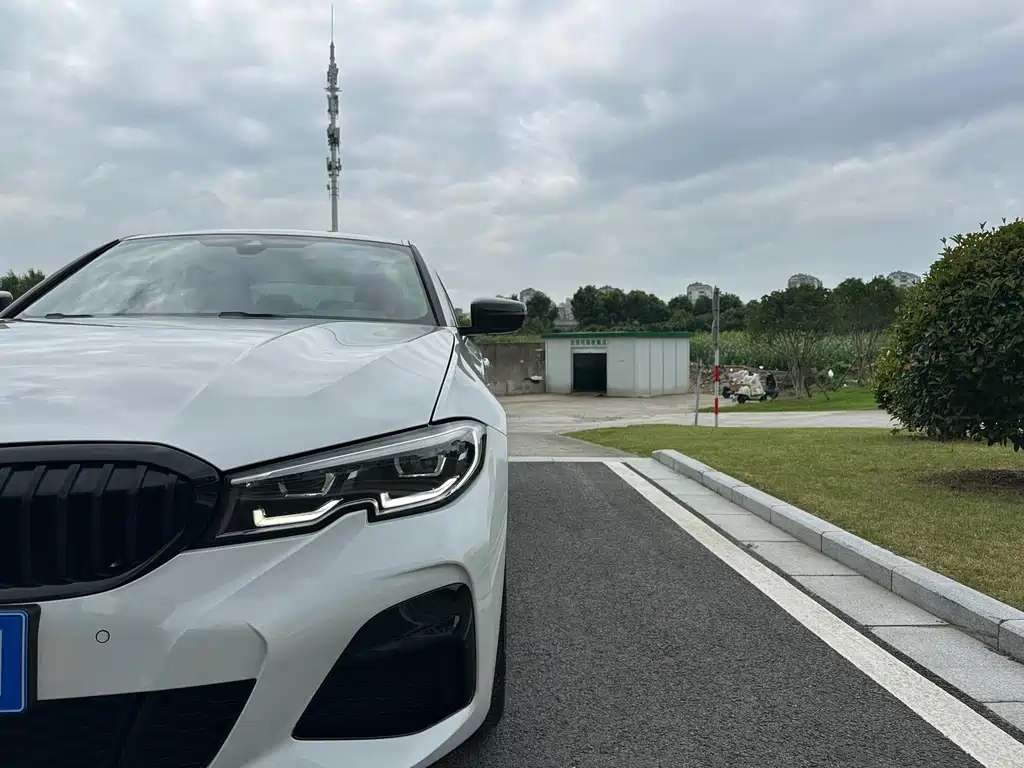 BMW 3 Series — миниатюра 29