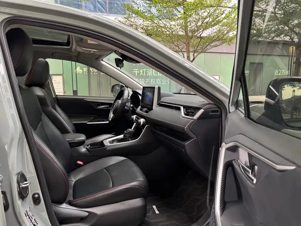 Toyota RAV4 2020 2.0L CVT